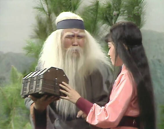 仍然是饰演老顽童,只不过这个造型嘛,怎么这么像后来版本中的柯镇恶呢