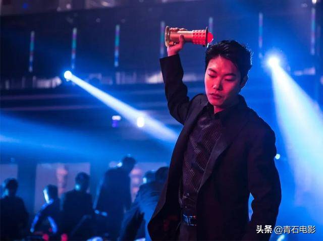 和百想艺术大赏,最终再次拿下百想奖,被大众认为是韩国忠武路的接班人