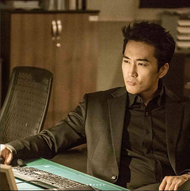 宋承宪black的地狱使者人气旺代言收入荷包满满