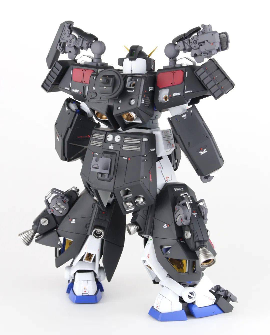 高达nt-1重装改造,这哪还用担心火力不足?_加特林_公众_来稿