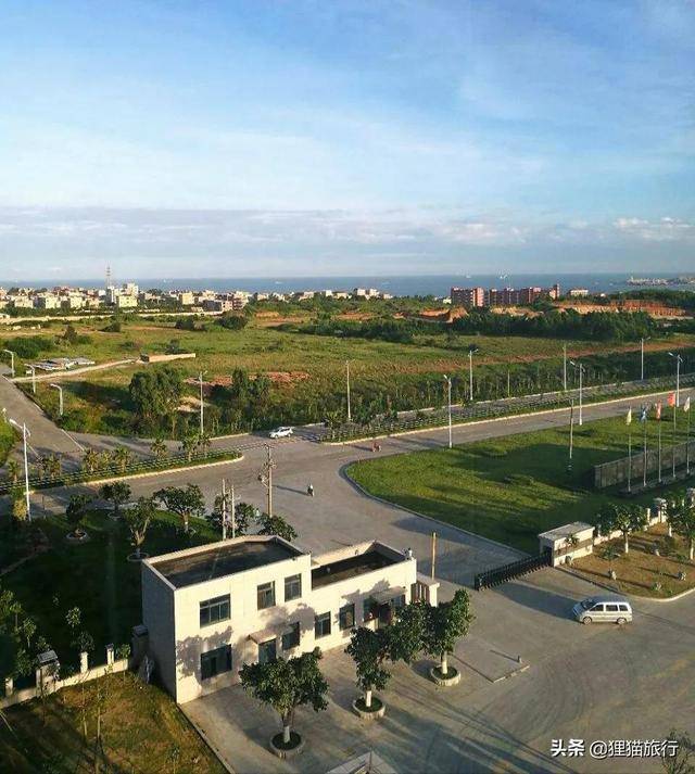 福建晋江深沪镇有10万人是内衣和拉链产业名镇有海底古森林