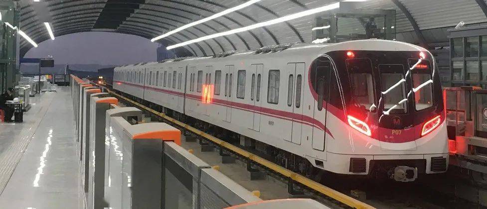 如何分辨武汉地铁16号线"芙蓉红",5号线"首义红"和2号线"梅花红"?_线