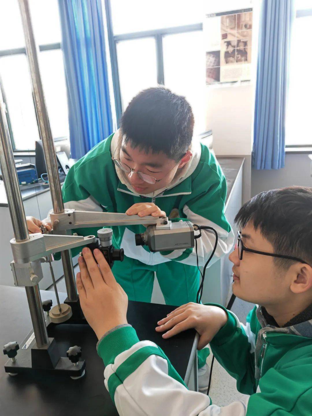 市北中学高中生获市青少年物理实验竞赛一等奖!_上海市_操作_三个阶段