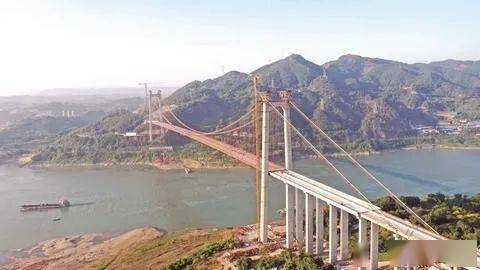 油溪长江大桥建设有序推进