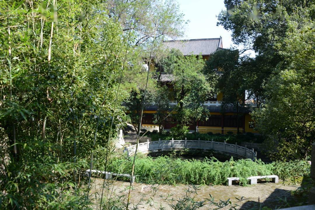 「觅苏记」武昌菩萨泉:灵泉出美饼 韦力撰_陶侃_西山_慧远