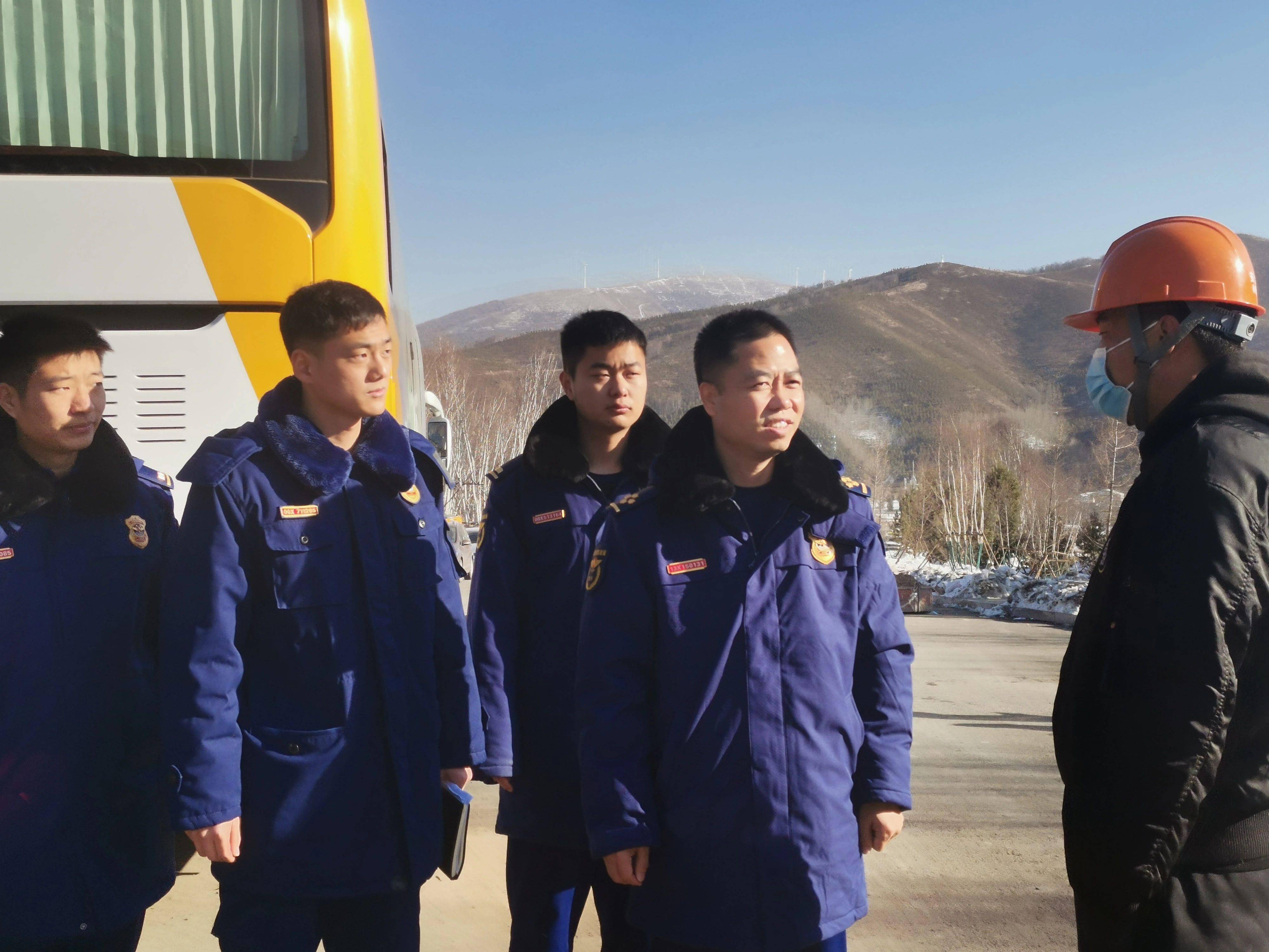 千里驰援担使命履职尽责践初心记泉州消防增援冬奥会防火监督员林英健