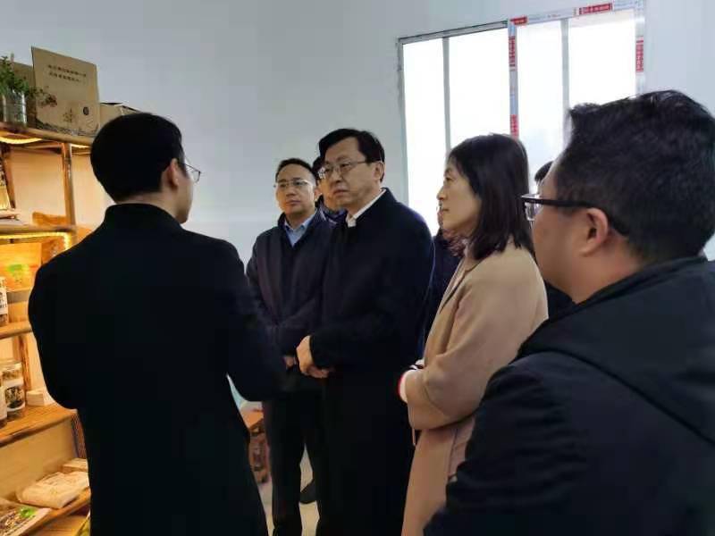 重庆市金融监管局局长阮路赴垫江调研乡村振兴对口帮扶