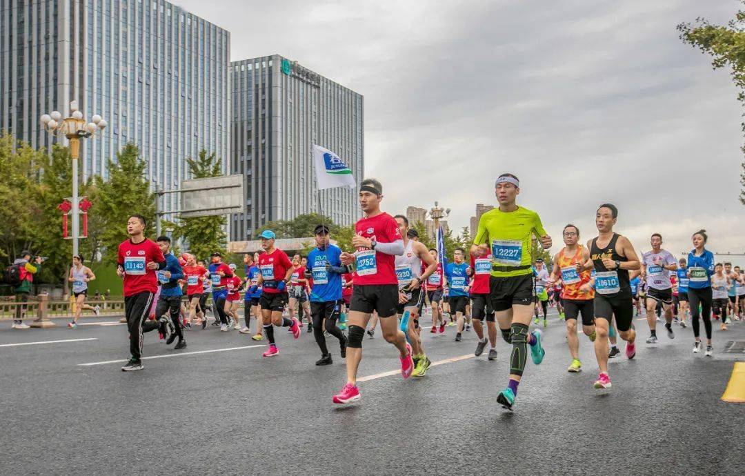 跑圈年度回顾2021中国跑圈十大高光时刻