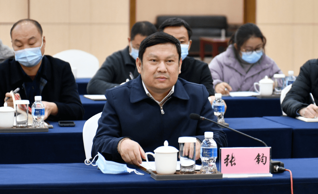全国教整办专题调研采访组到曲靖市调研采访