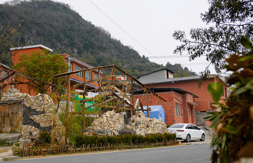 在乡村振兴上开新局宜居乡村看安顺丨山清水秀牛蹄村安顺又一网红打卡