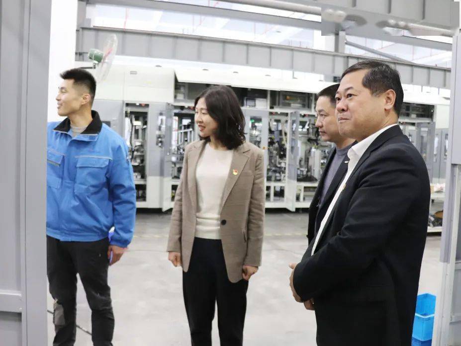 平湖市委常委何苗到张江长三角科技城平湖园新埭镇调研