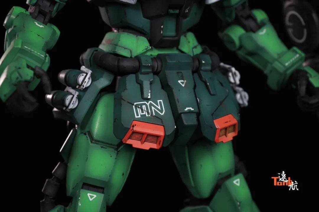 mg的露娜扎古改色涂装