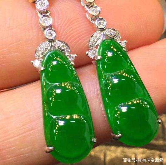 小黑裙配什么耳环 8b9144055e954500a66d57bf8791ae21.jpeg