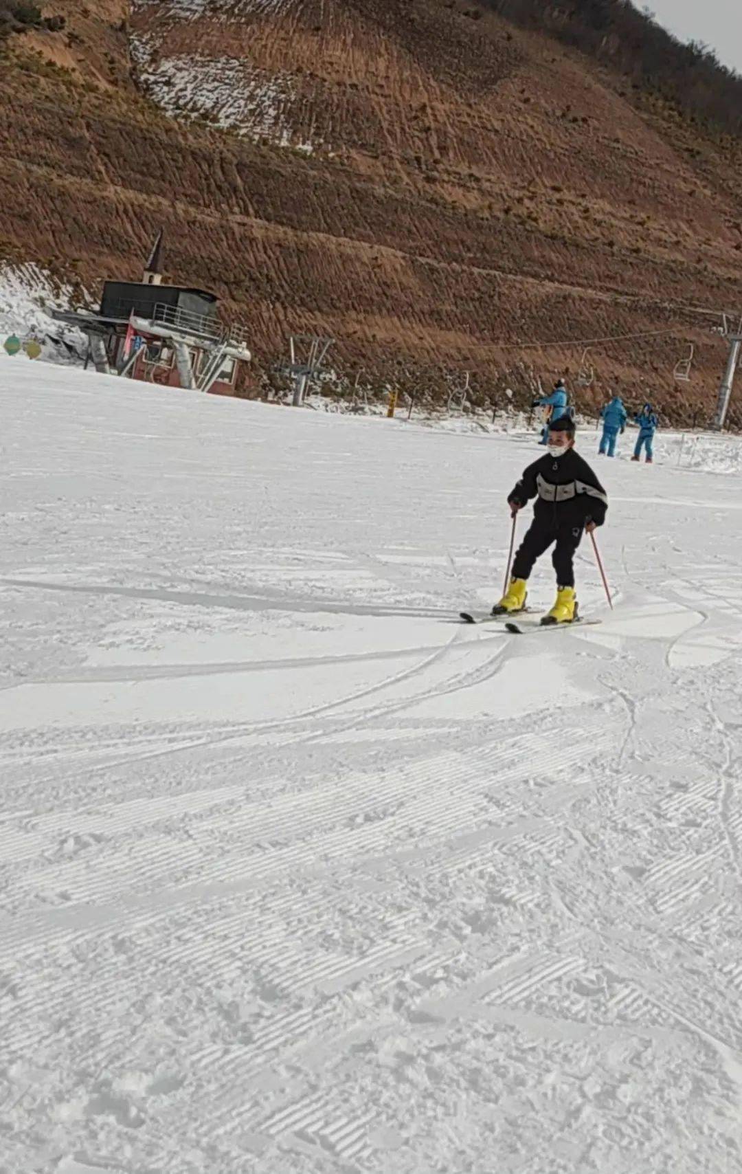 海寨沟 | 冬日滑雪——体验不一样的速度与激情!_雪场_平凉_朋友