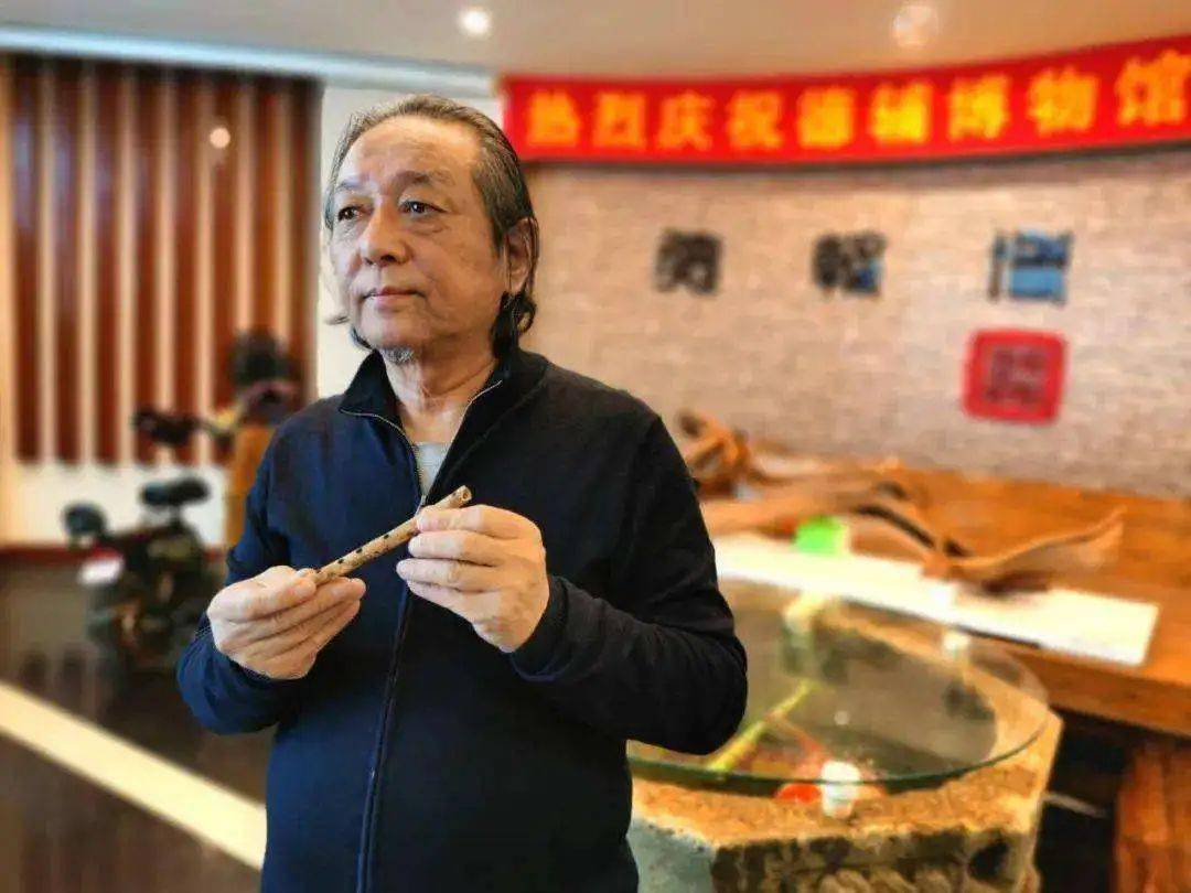 吹奏9000年前骨龠上海师大刘正国教授登上央视中国考古大会