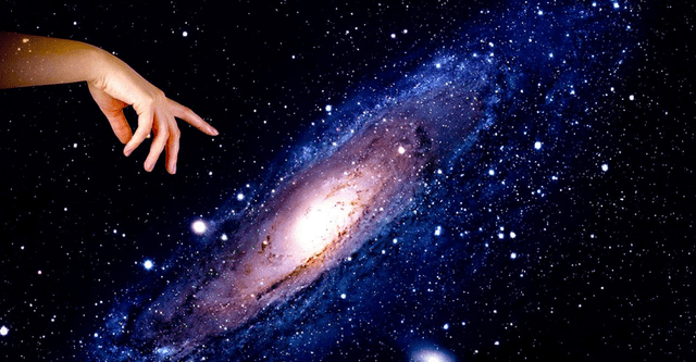 谁在背后安排好了宇宙的一切爱因斯坦和杨振宁的怀疑应该是对的