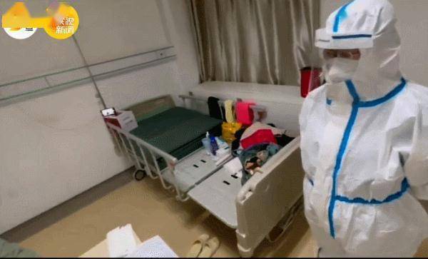 12月25日,在西安市长安区医院隔离病房内,开始了一场特殊研究生入学