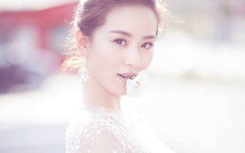 惊艳的美人胚子 57c420b0f65644bc9fd9d19f5b30476b.jpeg