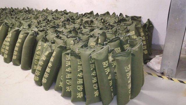 沙袋真的能挡住子弹?