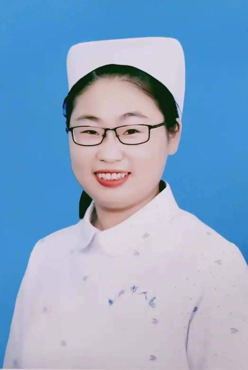 杨美玲11季娟,重症医学科护士.