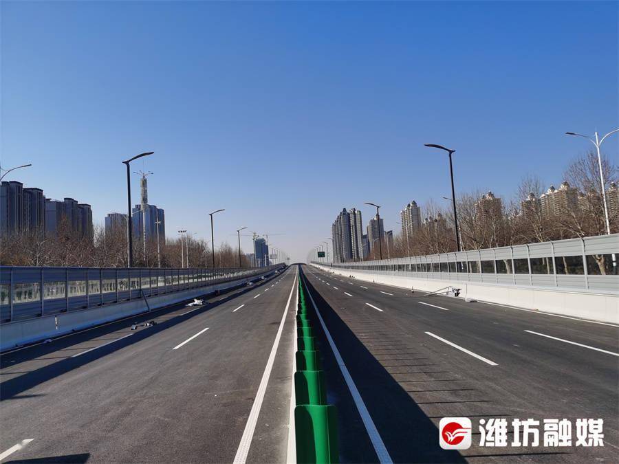 宝通街快速路的高架路部分,自和平路东侧起桥,跨越了青年路,机场路