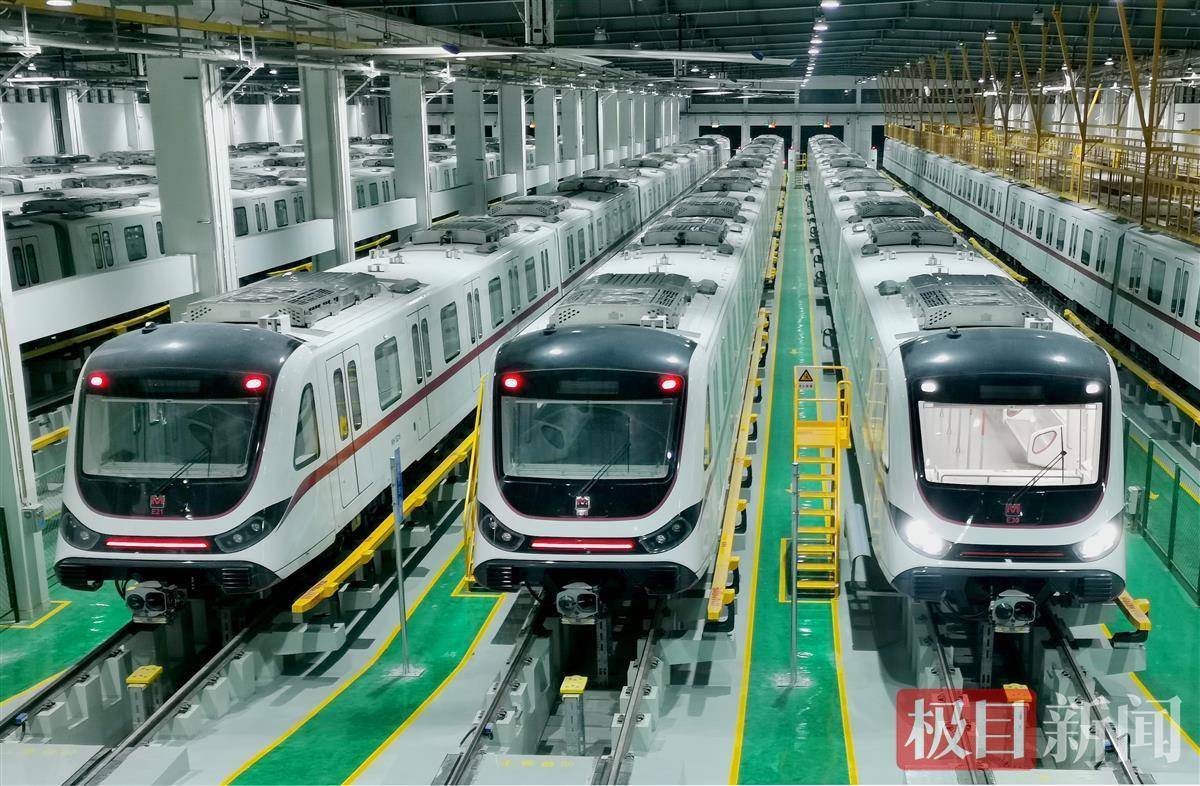 在地铁之“家”，5号线这样叫醒自己去“上班”_列车_武汉市_运行