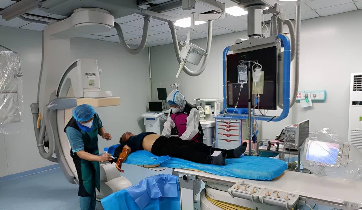 54岁心梗患者急救记_医生_抢救_汉川市