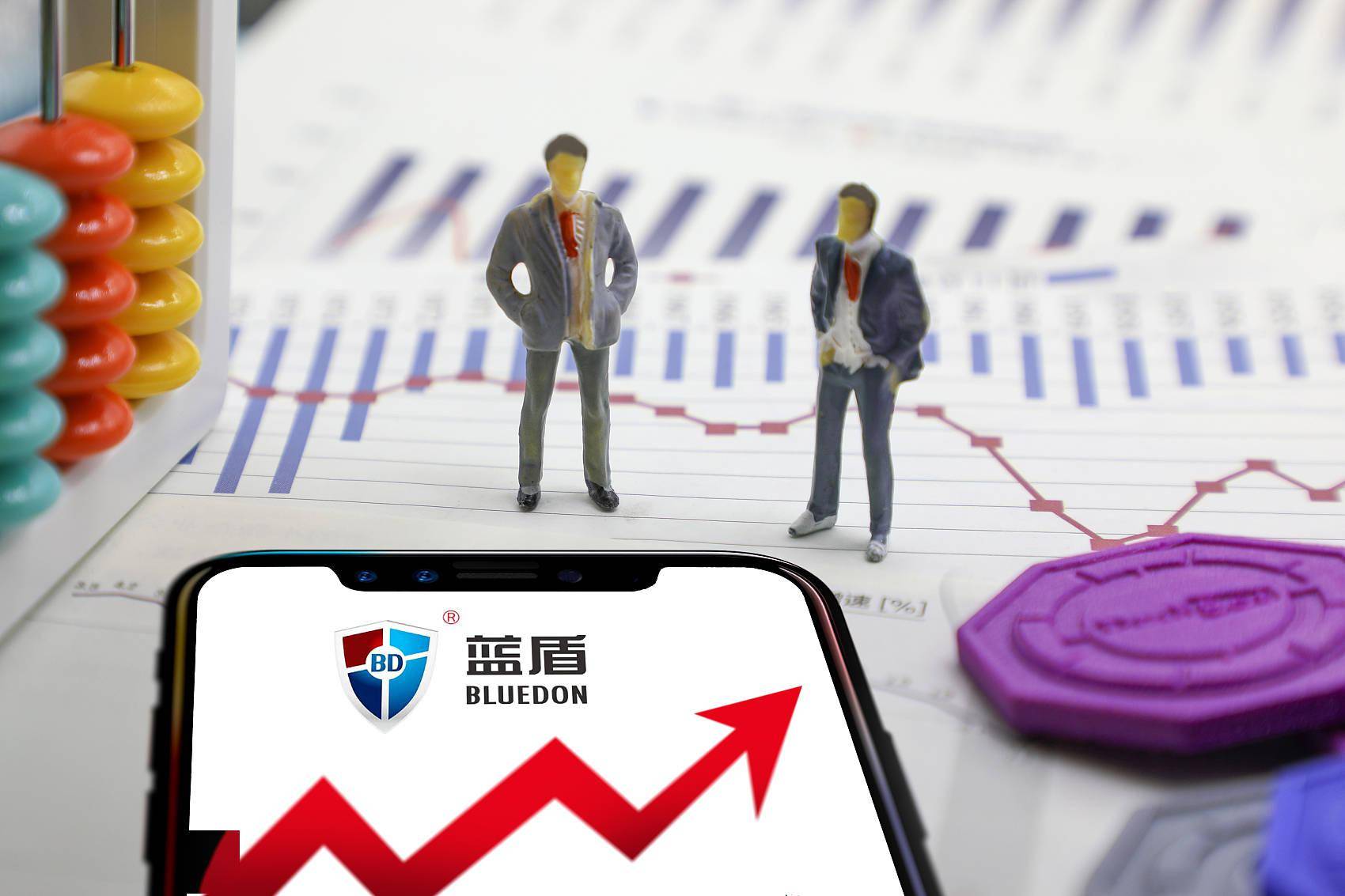 半年亏6亿债主要求破产清算蓝盾股份又因信披被立案