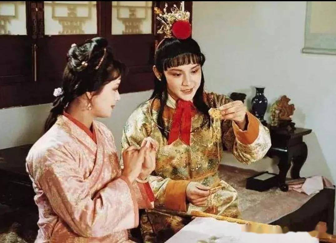 贾宝玉_薛宝钗_黛玉