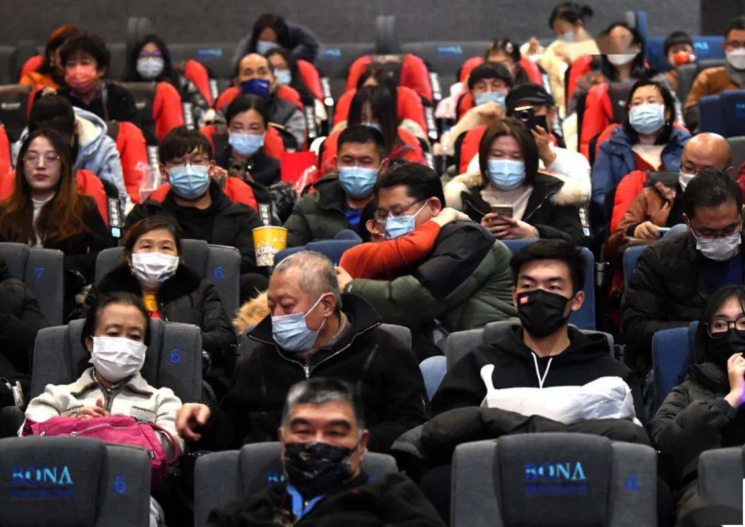 舅舅|这部温暖大片,让艺绽观众在感动和拥抱中度过跨年夜