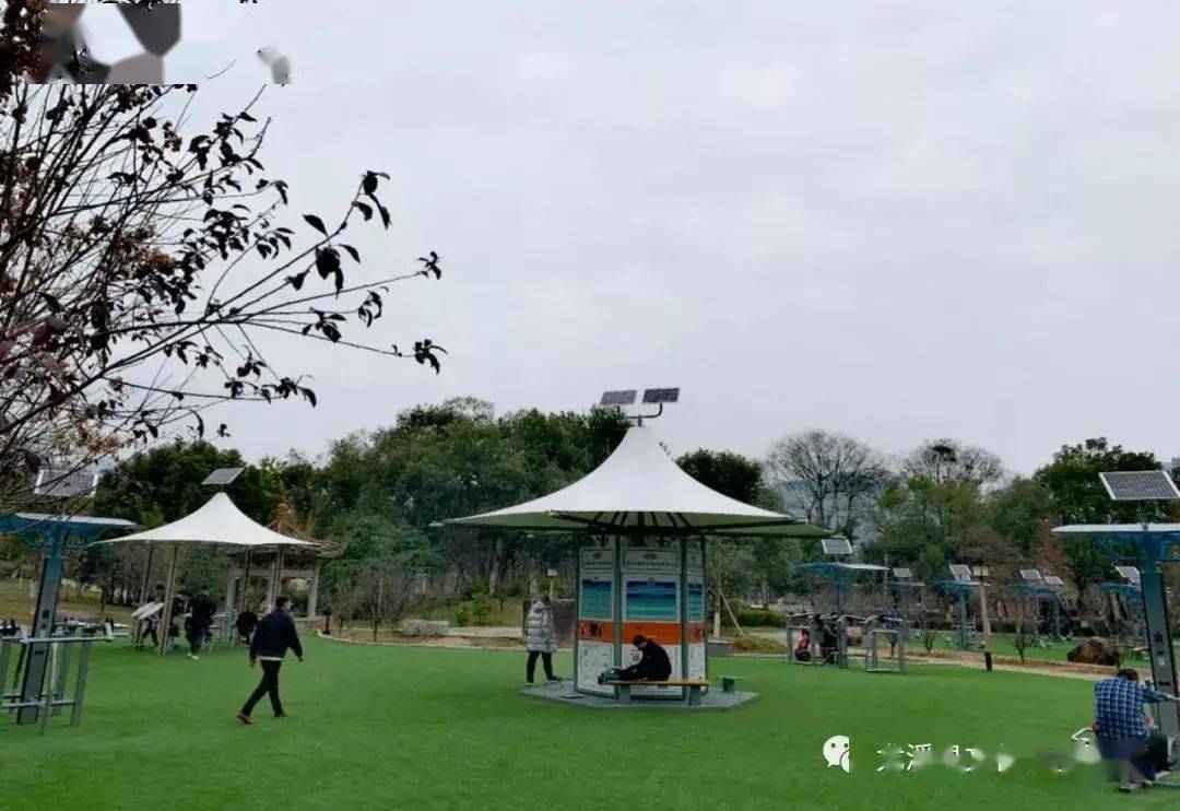 老人儿童都适合紫阳智慧体育公园适用人群可覆盖老年人,青壮年,儿童