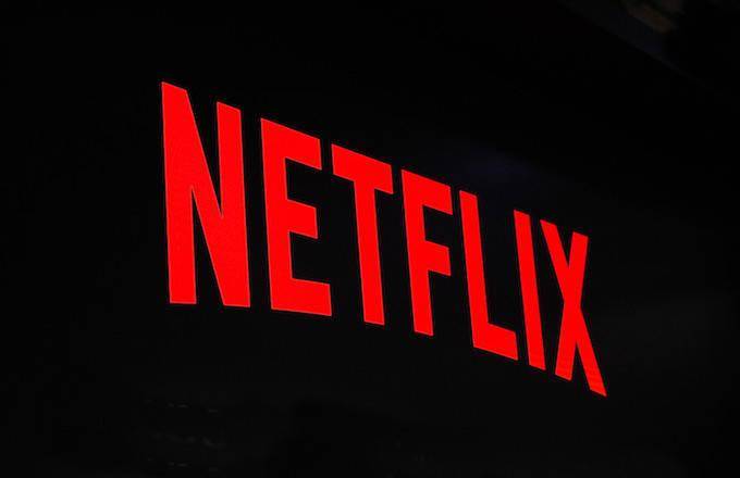 亿美元|一年损失 90 亿美元，Netflix 再次测试打击“共享帐户密码”行为