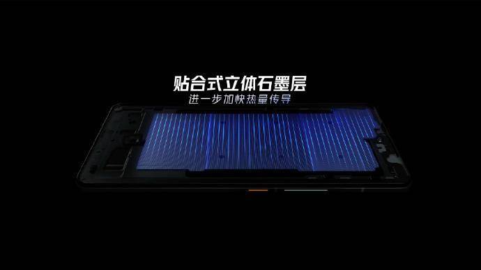nit|3999元-5999元，iQOO 9/Pro手机正式发布