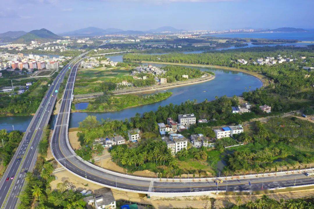 海南省环岛旅游公路土福湾至海棠湾通道工程近期将通车