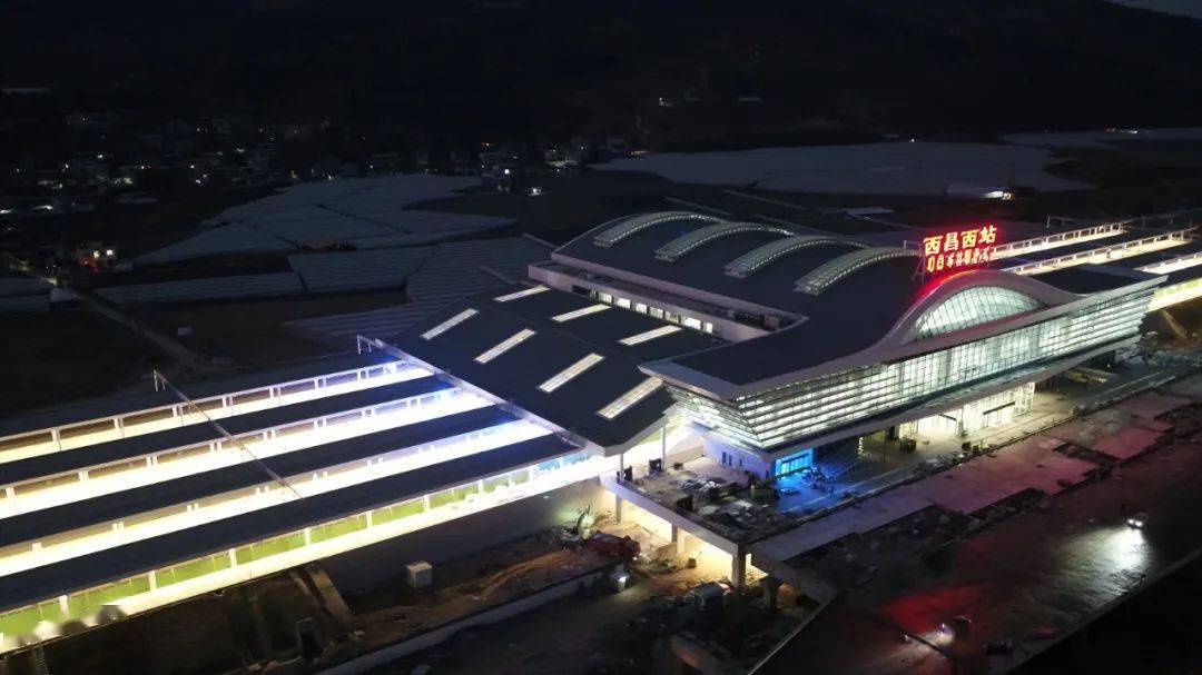 在安宁河畔,高铁新城,一个规划1000余亩的中国电影博物馆群落即将拔地