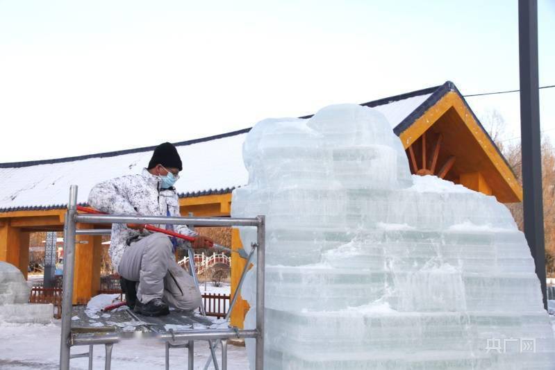 兵团|兵团九师：嘉年华灯光冰雪艺术节正在紧锣密鼓筹备中