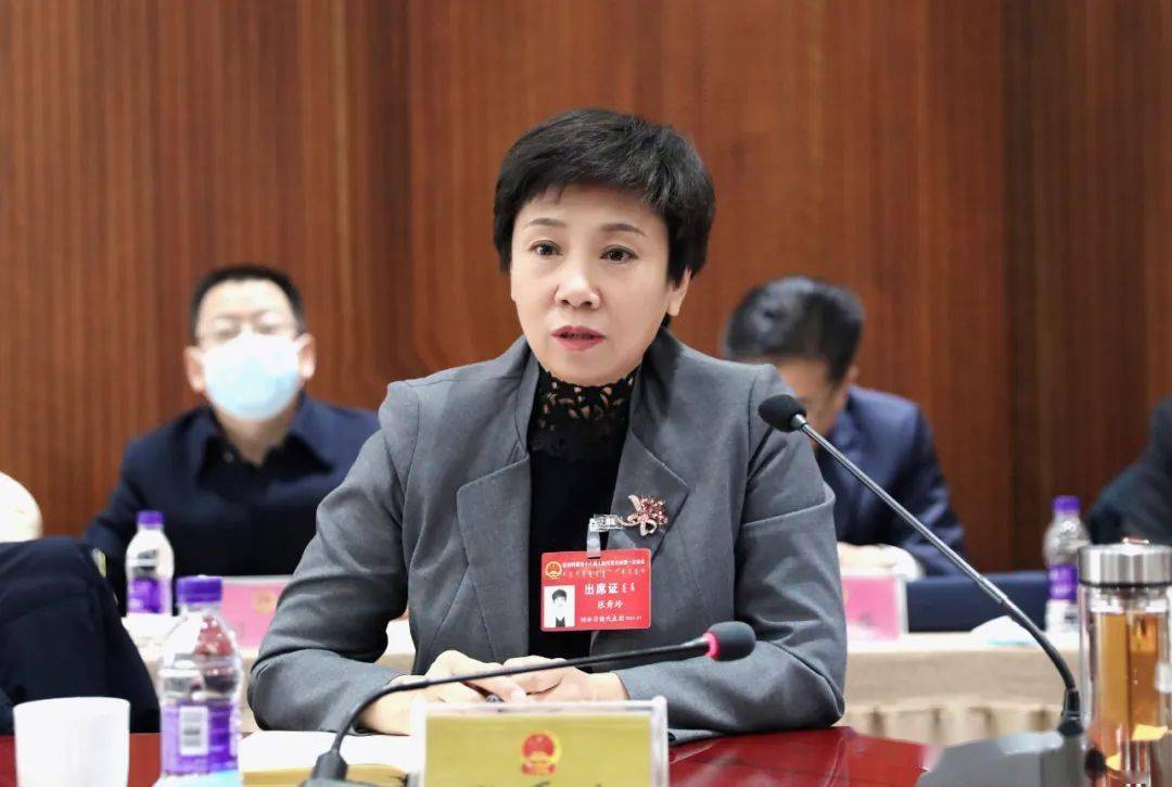 张秀玲参加树林召镇代表团审议时强调牢牢抓住机遇充分发挥优势在黄河