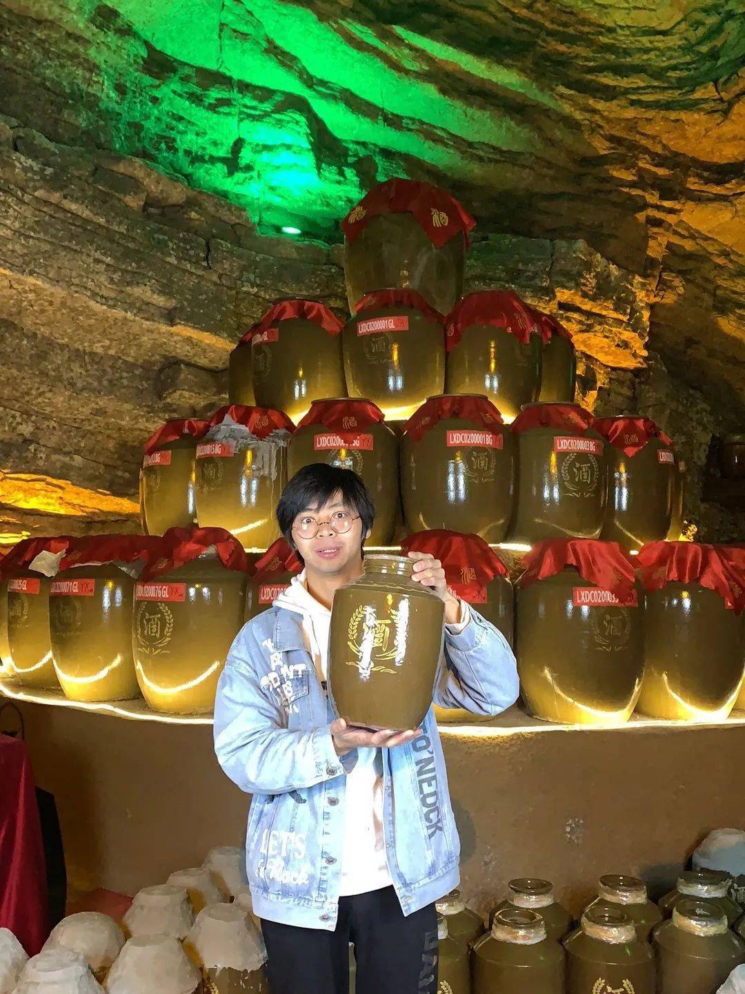 我有一壶酒,还有几首诗|“秦诗”诗酒联名同走百城_活动_生活_菩萨