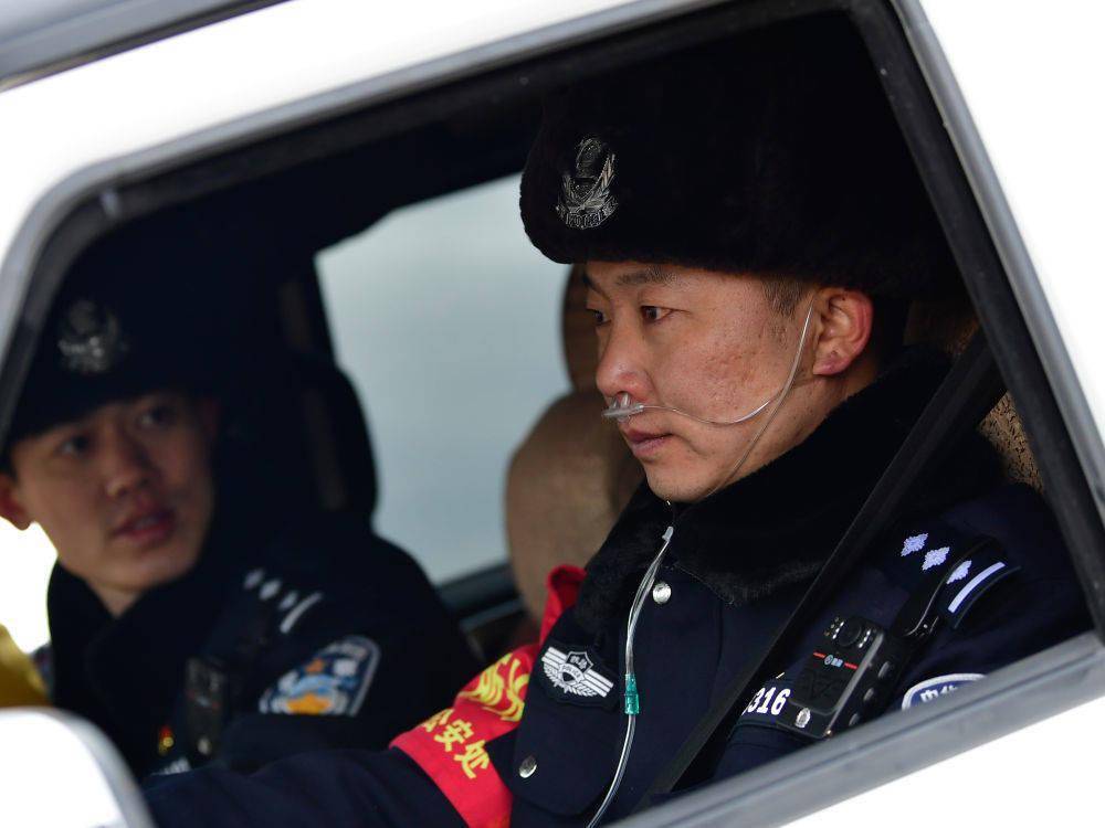 2021,他们的这些瞬间让你一秒破防_新疆喀什地区_安南坝_人民