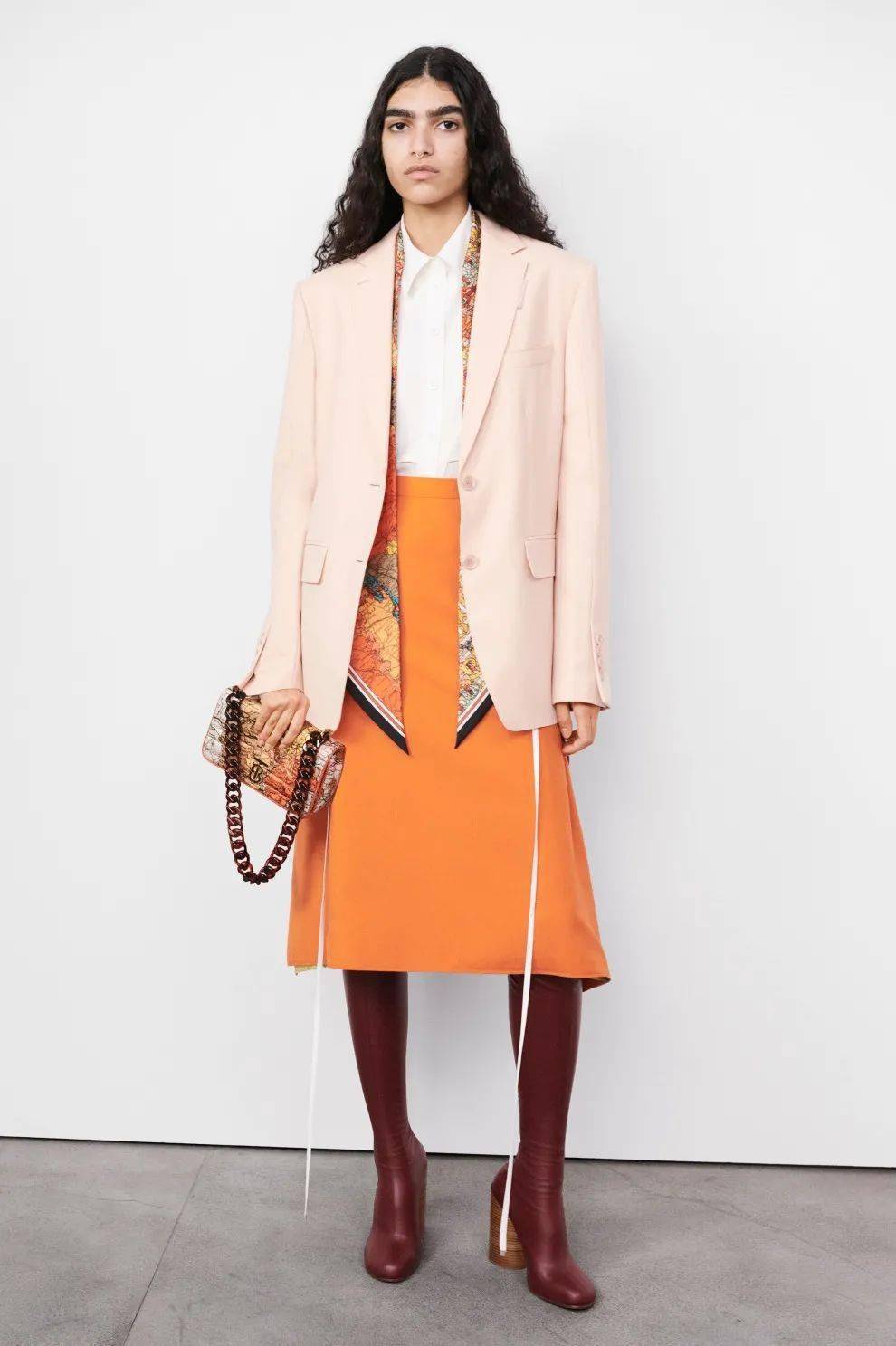 图案 Burberry 22早秋 | 关于疫情之下的设计思考