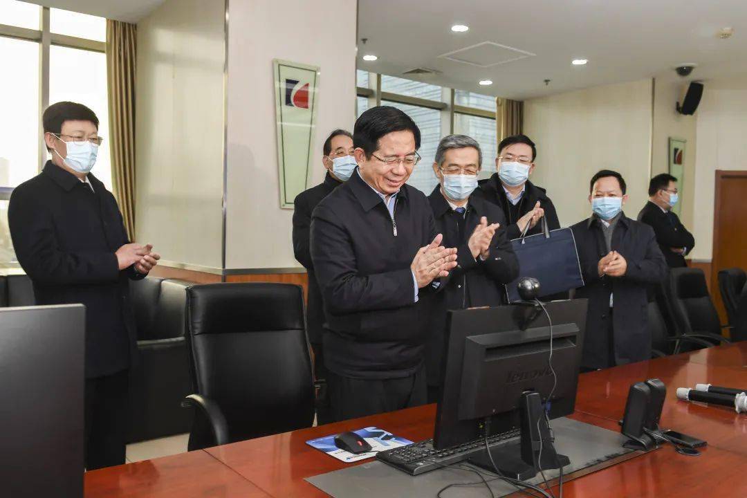 山西省委办公厅成员图片