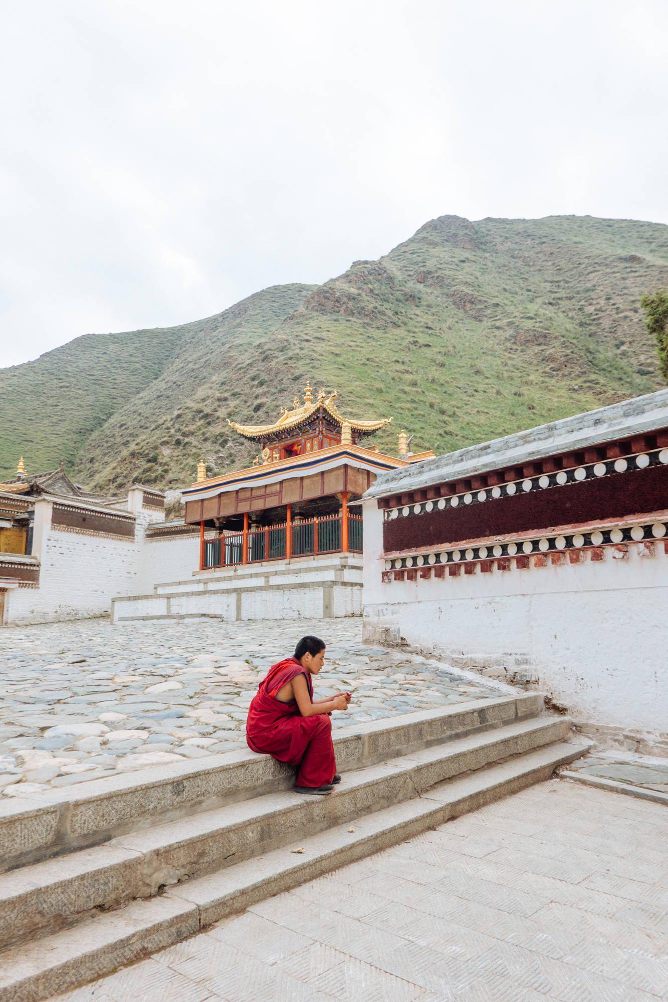 要去一次的寺庙,面积相当三个航站楼,壮观无比_拉卜楞寺_建筑群_寺院