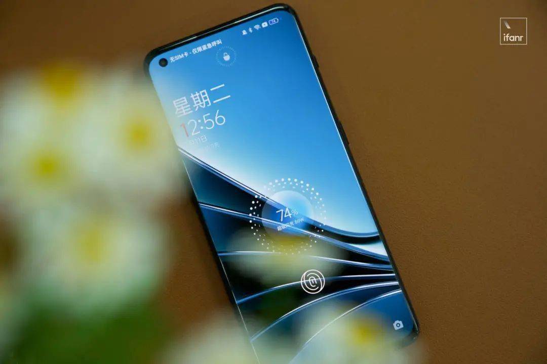 一加 10 Pro 测评：第二代哈苏影像挺强，但不是重点