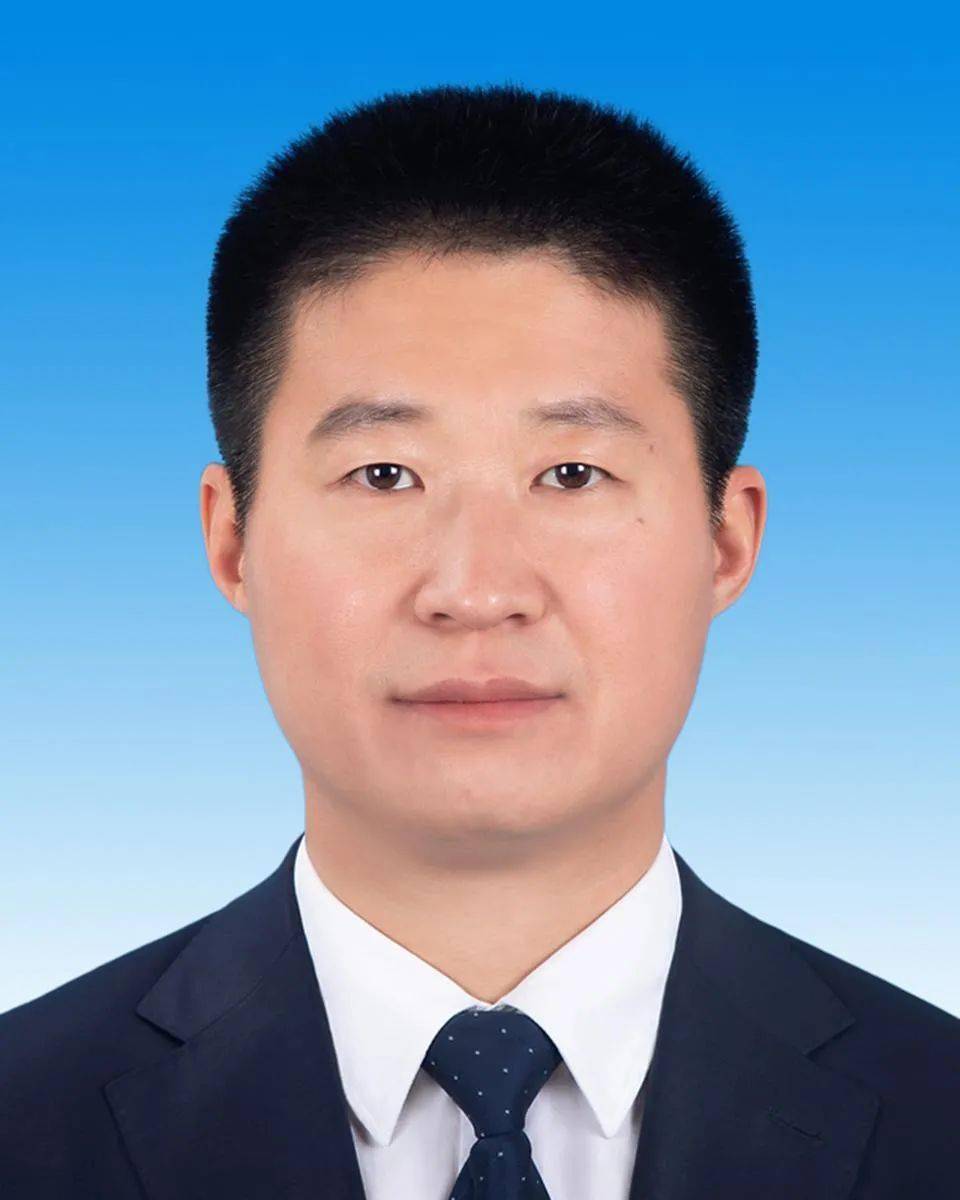 骆招群当选东莞市人大常委会主任吕成蹊当选市长附班子名单及简介