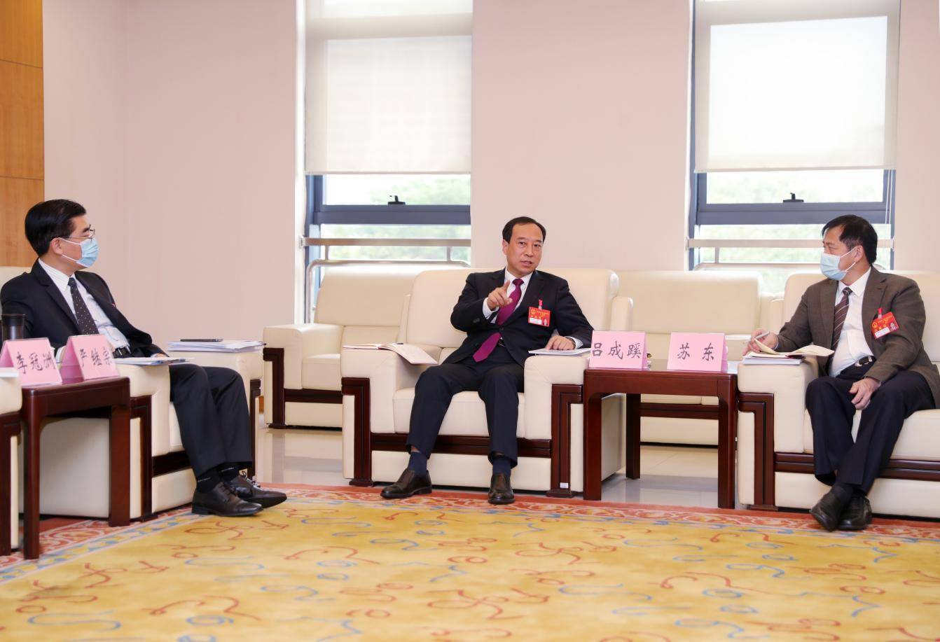 东莞两会吕成蹊以更好的产业发展让东莞更具活力和竞争力