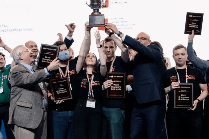 华为“天才少年”再刷屏！一位刚拿下“编程界奥赛”冠军…任正非曾说：海外研究所要转为