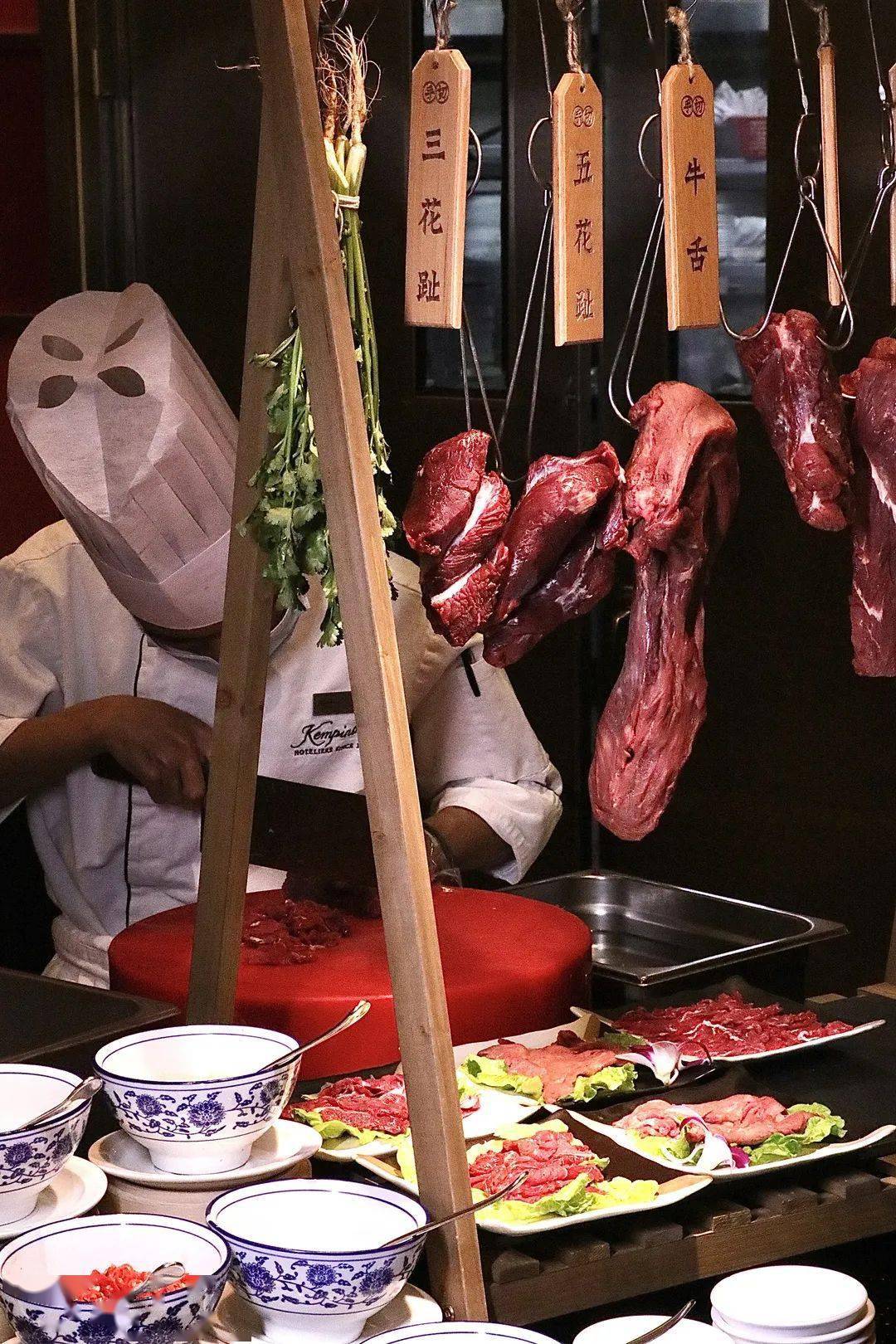 春节适用半年有效期凯宾斯基酒店四季餐厅自助餐158元起享波士顿龙虾