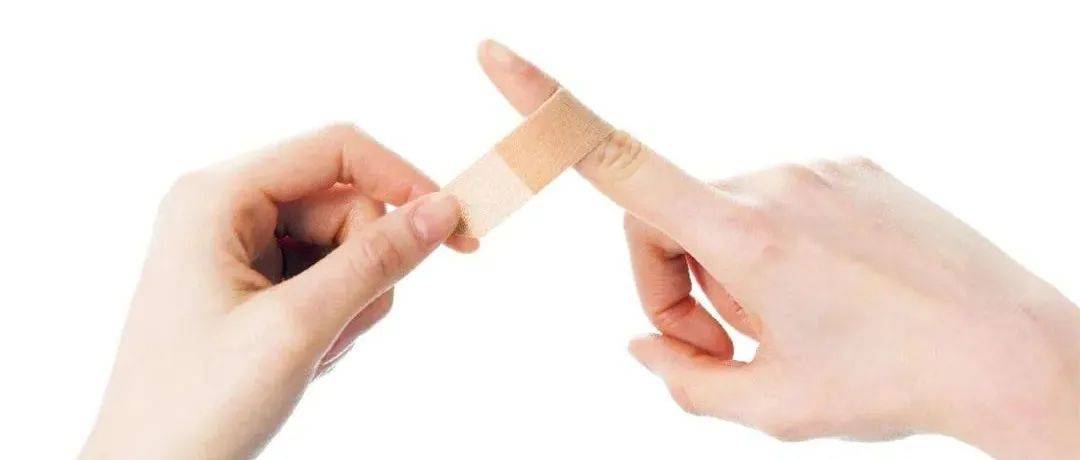 科普一分钟I手指划破了放嘴里能消毒?_口腔_微生物_食物