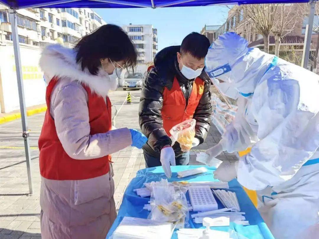 冬日暖阳战疫有我北师大天津附中学生抗疫志愿服务侧记一