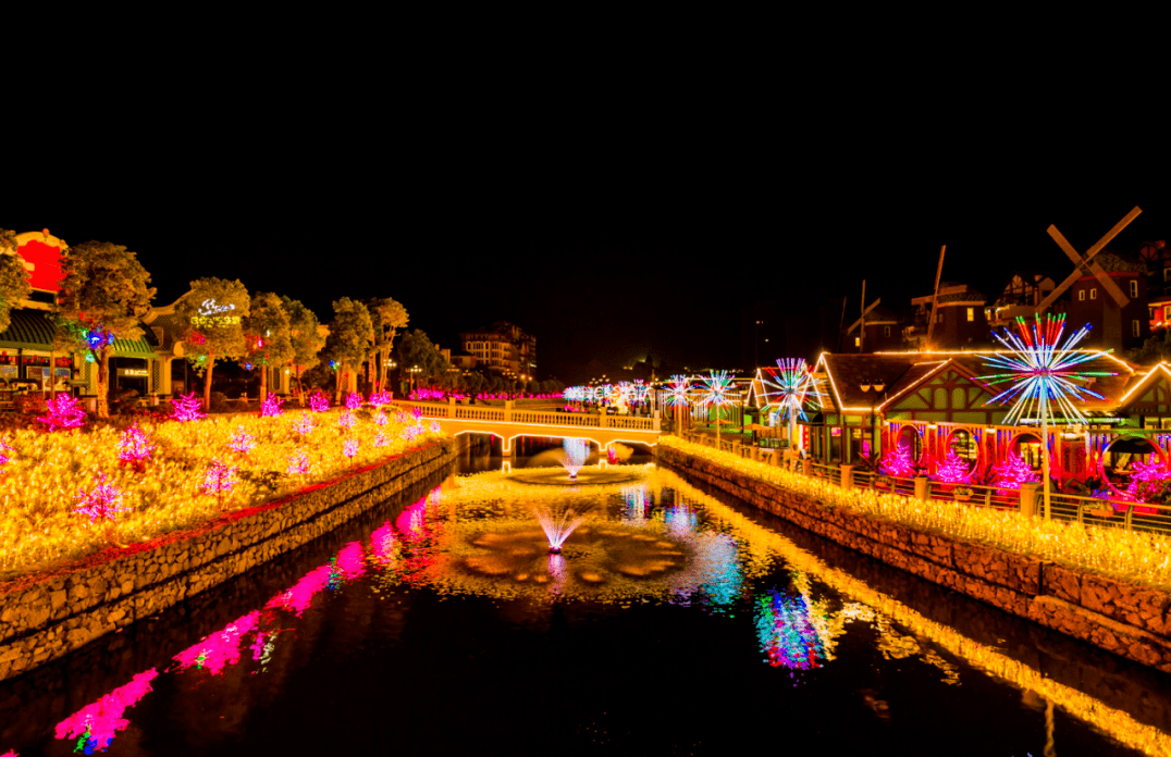 巴伐利亚庄园夜景图片图片